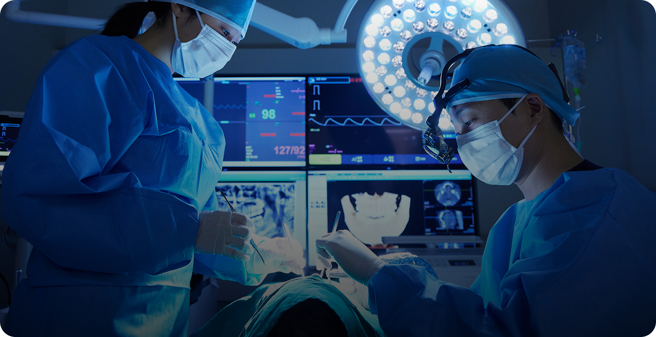 서울든든한치과는 각 분야별 전문의 협진을 통해 안전한 수면 마취 진료를 진행합니다.