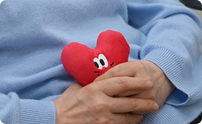 안심 인형으로 지켜드립니다